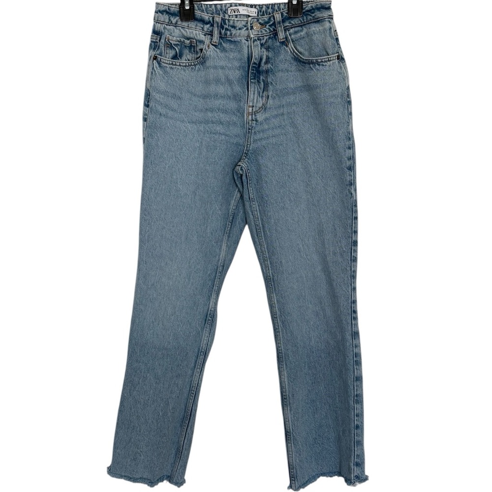 Zara Light wash Straight Leg Raw Hem Jean High Rise Womens 6